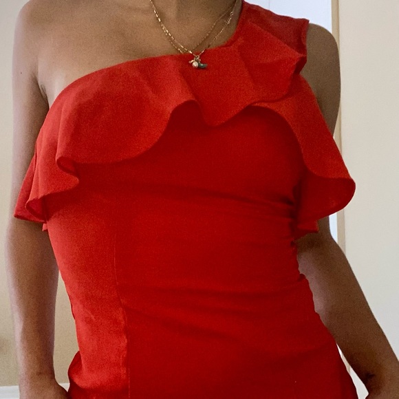 One-shoulder coral dress with ruffles - Picture 2 of 4